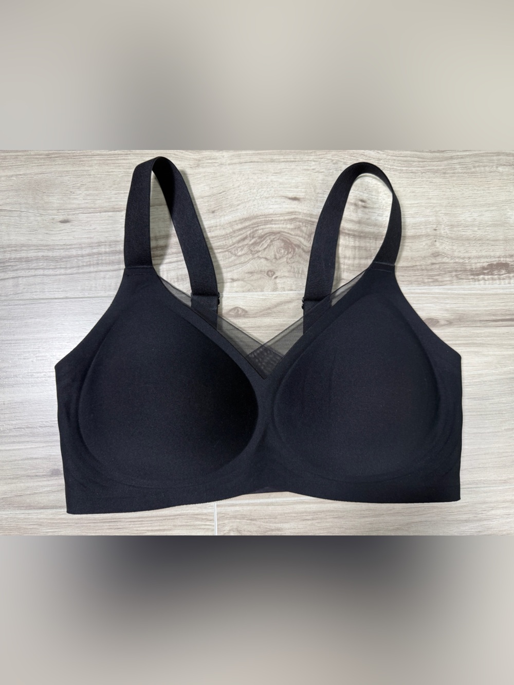 Wireless Seamless Black Comfort Bra with Light Mesh Detail